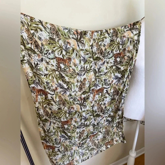World Market Tiger Jungle Flyaway Kimono Shawl Lightweight Flowy Spring Vacation - Picture 4 of 8